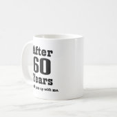 Mug soixantième Anniversaire (drôle) (Devant gauche)