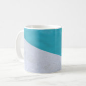 Mug Sol gris vide à côté de la piscine (Devant gauche)