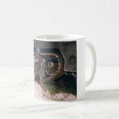 Mug Soldat de la Seconde Guerre mondiale agenouillé av (Devant droit)