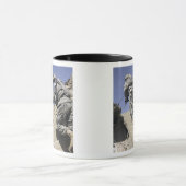 Mug Soldats montant l'escalier d'un bâtiment (Centre)