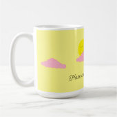 Mug Soleil levant avec des nuages roses : Jaune (Gauche)