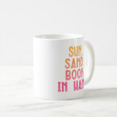 Mug Soleil Sable Livre à la Main (Devant droit)