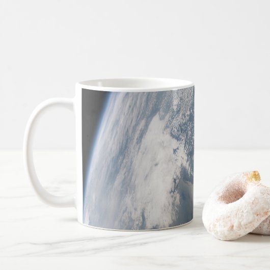 Mug Soleil Sur Les Eaux De La Terre. (Avec donut)