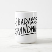 Mug Sophistication fine : Grand-mère en Badass (Centre)