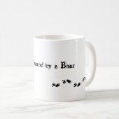 Mug Sortez, poursuivi par un ours (Devant droit)