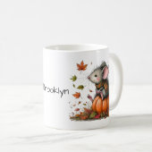 Mug Souris mignonne sur un Citrouille Automne esthétiq (Devant droit)