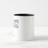 Mug Sous-estimez-moi (l'odeur !) (Centre)
