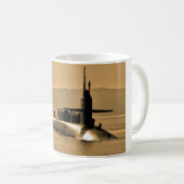 MUG SOUS-MARINE DES MISSILES DE CROISIÈRE - SSGN-728 M (Devant droit)