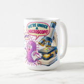 Mug Sous un microscope – Drôles de bactéries de microb (Devant droit)