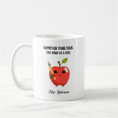 Mug Soutenir les jeunes esprits sourires aide-enseigna (Gauche)