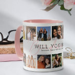 Mug Soyez mon Collage photo de demoiselle d'honneur<br><div class="desc">Cute mariage accompagnateur tasse cadeau avec 14 photos à remplacer par la vôtre,  le texte "serez-vous ma demoiselle d'honneur ?" dans une police de caractères élégante rose pâle,  et une proposition personnalisée.</div>