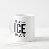 Mug Soyez UN BON CAFÉ HUMAIN (Devant gauche)