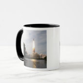Mug Space Shuttle Endeavor se lève sur 4 (Devant gauche)