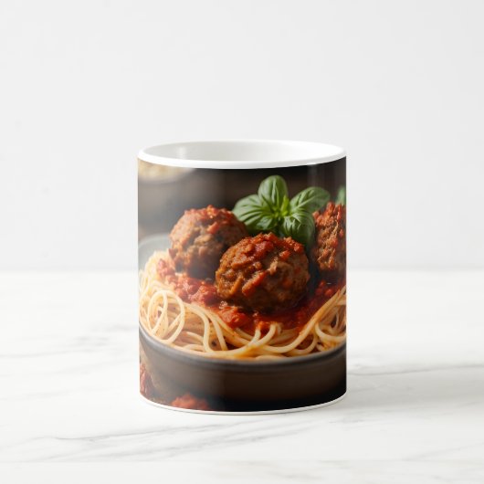 Mug Spaghetti et boulettes de viande dans l'assiette (Centre)