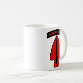Mug SpecOps Cmd - bataillon de soutien - 2 aéroportés (Devant droit)