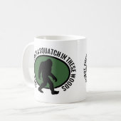 Mug Squatch ovale frais en ces bois (Devant gauche)