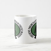 Mug Squatch ovale frais en ces bois (Centre)