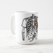 Mug Squelette de grossesse avec os de bébé - Drôle Hal (Devant gauche)