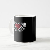 Mug Squelette Mains Avec Coeur Classique (Devant gauche)