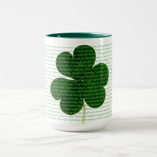 Mug St. Patrick Hymn Le poème Shamrock cerf's cri (Centre)