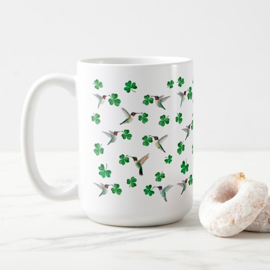 Mug St. Patrick's Day Hummingbird and Shamrocks (Avec donut)