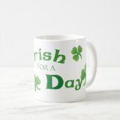Mug St. Patrick's Day Rottweiler (Devant droit)