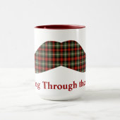 Mug Staching par la moustache de Noël de plaid de (Centre)