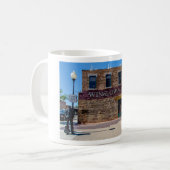 Mug Standin sur le coin (Devant gauche)