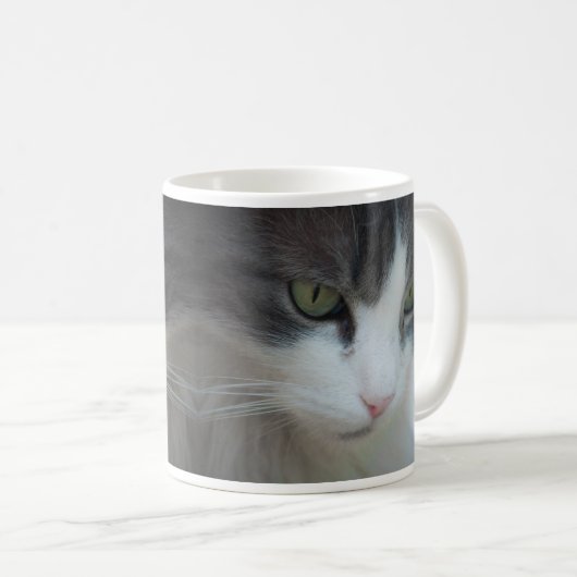 Mug Staring de chat noir et blanc (Devant droit)