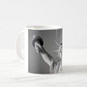 Mug Statue blanche noire de la Liberté (Devant gauche)