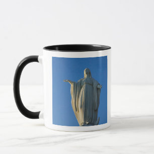 Mug statue de 118 pieds de la Vierge Marie sur San