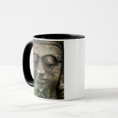 Mug Statue de jardin en pierre avec fleur (Devant gauche)