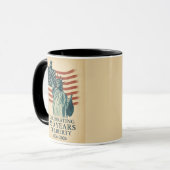 Mug Statue de la Liberté 250e anniversaire sur drapeau (Devant gauche)