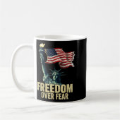 Mug Statue de la Liberté Drapeau Graphique Dom Over Fe (Gauche)