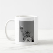 Mug Statue noire et blanche de Liberty New York (Gauche)
