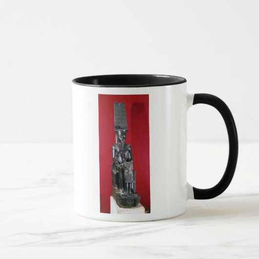 Mug Statue posée de la protection d'Amon d'un dieu (Droite)