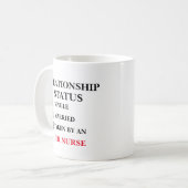 Mug Statut relationnel Infirmière des urgences  (Devant gauche)
