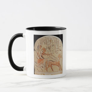 Mug Stela dépeignant un scribe conduisant un char