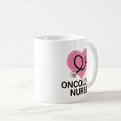 Mug Stéthoscope de coeur d'infirmière d'oncologie (Devant droit)