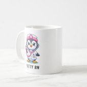 Mug Stethoscope rose Infirmier pinguin mignon personna (Devant gauche)