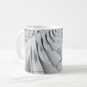 Mug Structure du bâtiment blanc et gris (Devant gauche)