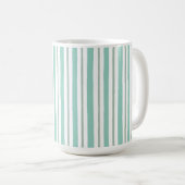 Mug style de rayures de couleur vert sauge clair (Devant droit)