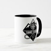 Mug Summit Seekers Mountain Climbing Badge Design (Devant droit)