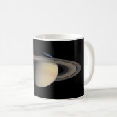 Mug Sunlit Saturn Gas géant Planet par Cassini (Devant droit)