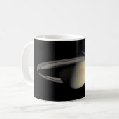 Mug Sunlit Saturn Gas géant Planet par Cassini (Devant gauche)