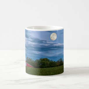 Mug Super Lune Fleur Au-Dessus D'Une Grange De Café Mu