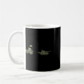 Mug Support Ukraine Tractor Pulling A Russian (Gauche)