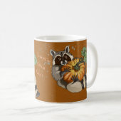 Mug Sur un Roll Raccoon Citrouille Automne (Devant droit)
