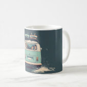 Mug Surf Van Splash – Camionnette Rétro de Plage (Devant droit)