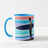 Mug Surfer debout sur une plage au coucher du soleil (Gauche)